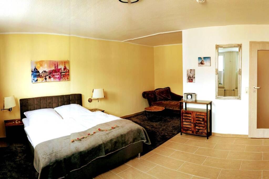 Altstadt Appartement กอสลาร์ ภายนอก รูปภาพ